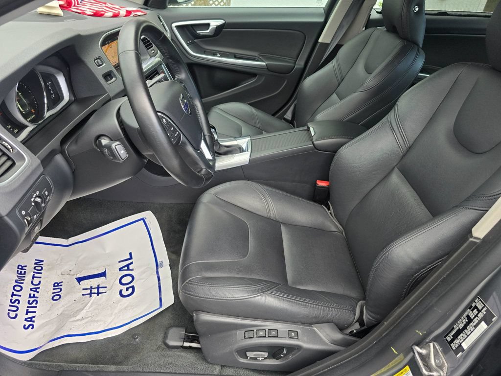 Used 2018 Volvo S60 T5 Inscription Platinum w/ Climate Package FWD image 8