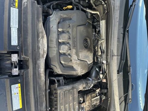 Used 2022 Volkswagen Tiguan SE image 28