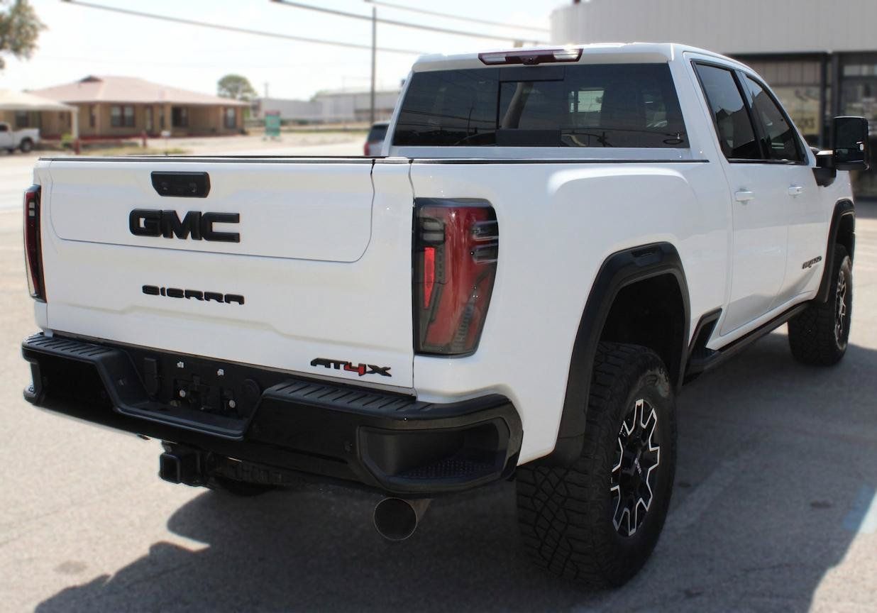 Used 2026 GMC Sierra 2500 AT4X w/ Snow Plow Prep/Camper Package AWD/4WD image 3