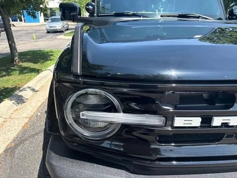 Used 2021 Ford Bronco Outer Banks AWD/4WD image 3