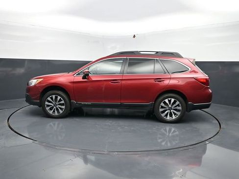 Used 2017 Subaru Outback 2.5i Limited AWD/4WD image 4
