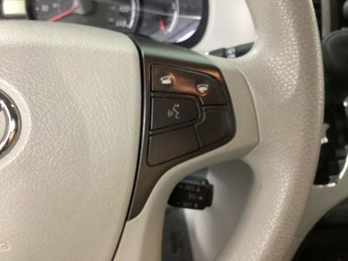Used 2013 Toyota Sienna LE FWD image 14