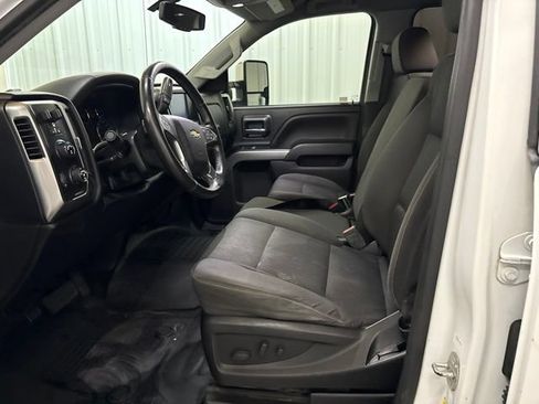 Used 2018 Chevrolet Silverado 1500 LT w/ True North Edition AWD/4WD image 19