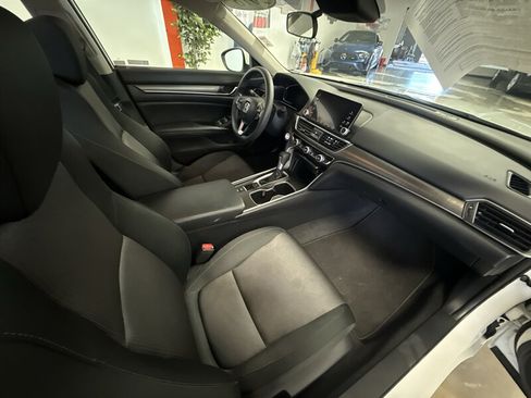 Used 2018 Honda Accord LX image 20