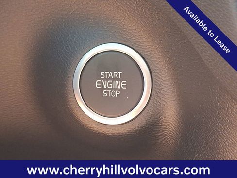 Certified 2026 Volvo XC40 B5 Plus w/ Protection Package Premier image 21