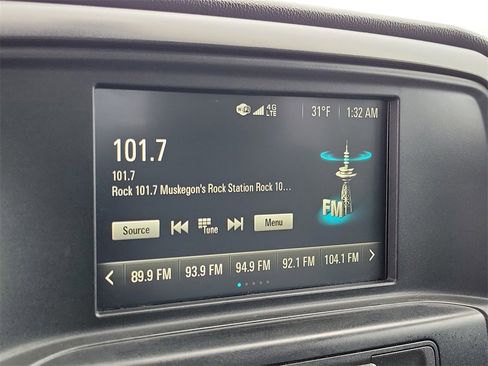 Used 2017 GMC Sierra 1500 4x4 Double Cab image 22