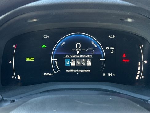Used 2025 Toyota Camry LE FWD image 24