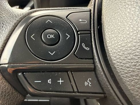 Used 2023 Toyota Corolla LE FWD image 19