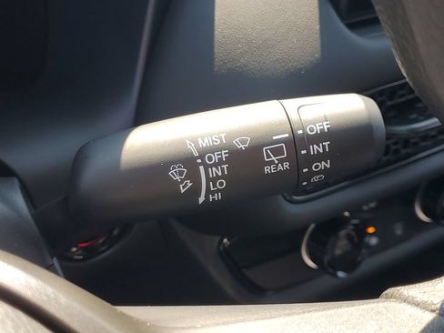 New 2027 Honda HR-V LX image 17