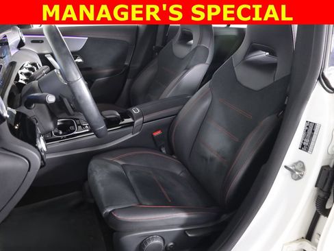 Used 2022 Mercedes-Benz CLA 250 4MATIC image 28