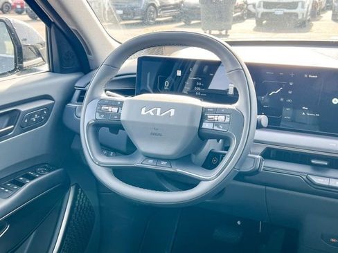 New 2026 Kia EV9 Wind image 13