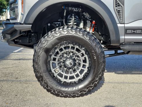 Used 2024 Ford F250 Lariat w/ Lariat Ultimate Package image 5