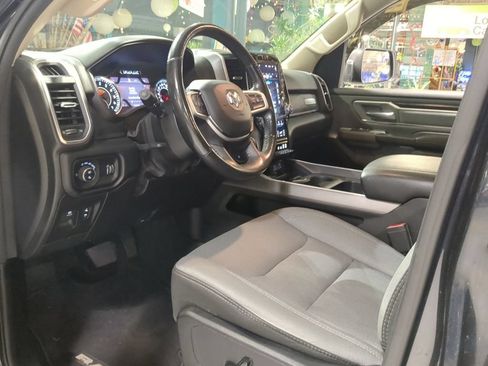 Used 2020 RAM 1500 Big Horn AWD/4WD image 14