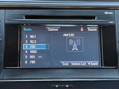 Used 2015 Toyota Avalon XLE image 40