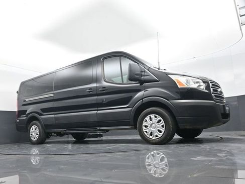 Certified 2019 Ford Transit 350 XLT image 17