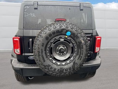 New 2025 Ford Bronco Big Bend w/ Black Diamond Package image 3