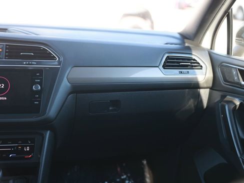 Used 2023 Volkswagen Tiguan SE R-Line image 27