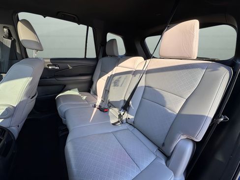 Used 2021 Honda Passport EX-L image 16