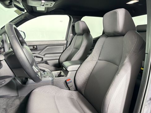Used 2025 Toyota Tacoma SR5 image 21