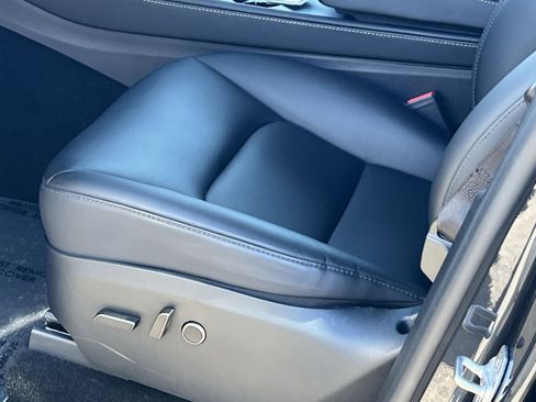 Used 2024 Tesla Model Y Long Range image 14