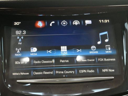 Used 2020 Cadillac Escalade Premium Luxury w/ LPO, Radiant Package image 32