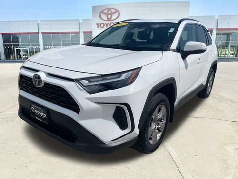 Used 2023 Toyota RAV4 XLE w/ Convenience Package AWD/4WD image 7