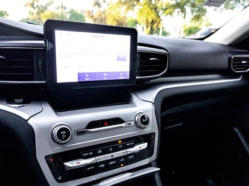 Used 2023 Ford Explorer XLT w/ Equipment Group 202A image 23