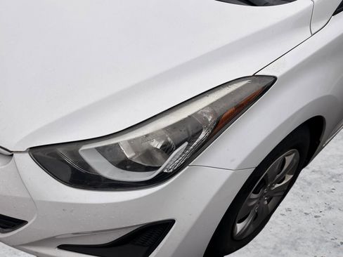 Used 2016 Hyundai Elantra SE image 3
