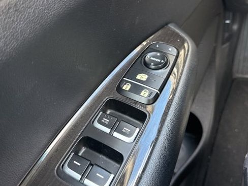 Used 2019 Kia Optima EX w/ EX Premium Package image 17