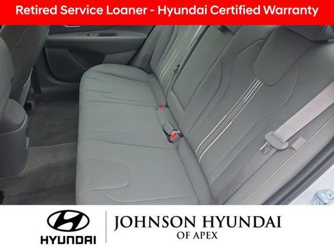 Used 2025 Hyundai Elantra SEL w/ Cargo Package image 22