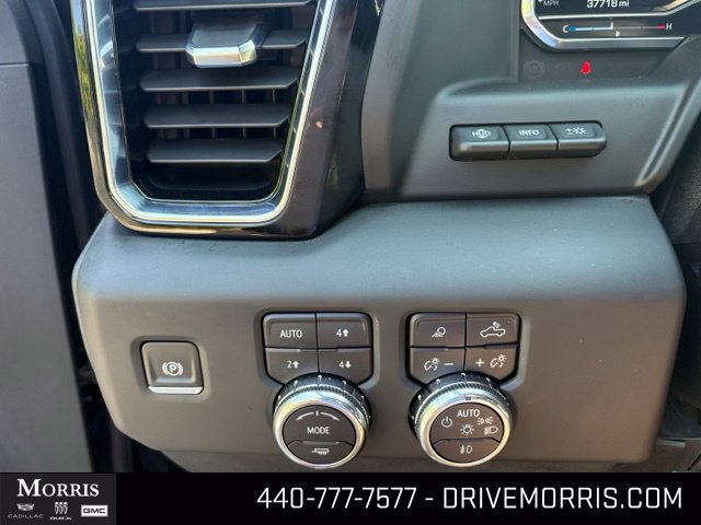 Certified 2024 GMC Sierra 3500 Denali Ultimate AWD/4WD image 37