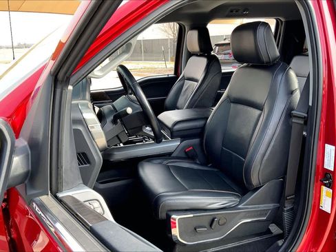 Used 2023 Ford F150 Lariat image 7