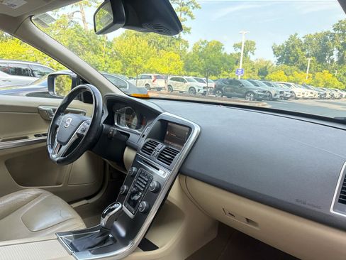 Used 2014 Volvo XC60 3.2 FWD image 23