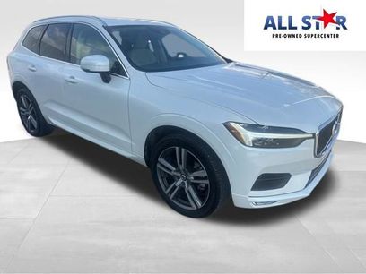 Used 2021 Volvo XC60 T6 Momentum w/ Premium Package