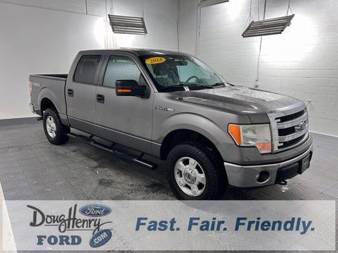 Used 2014 Ford F150 XLT w/ XLT Convenience Package image 3