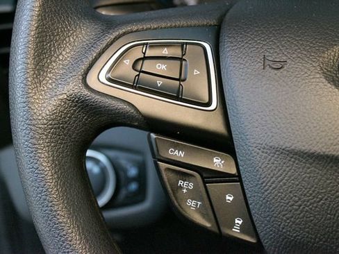 Used 2019 Ford Escape SE w/ Ford Safe & Smart Package FWD image 21
