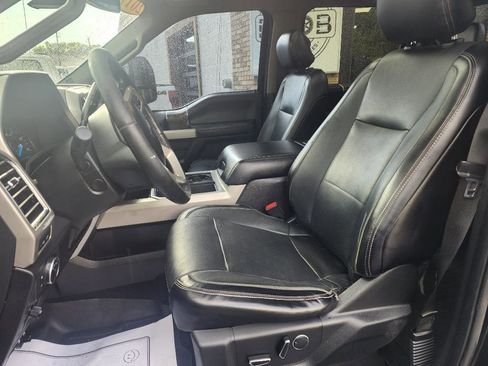 Used 2017 Ford F250 Lariat w/ Lariat Ultimate Package image 14