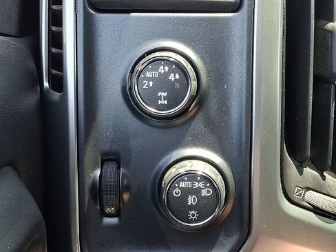 Used 2015 Chevrolet Silverado 1500 LT w/ All Star Edition AWD/4WD image 24