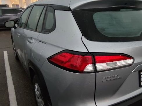 Used 2023 Toyota Corolla Cross L AWD/4WD image 20