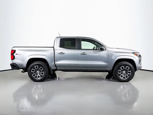 Certified 2025 Chevrolet Colorado Z71 w/ Technology Package AWD/4WD image 8