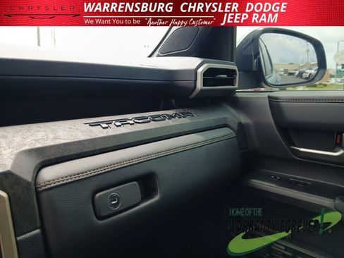 Used 2026 Toyota Tacoma Limited AWD/4WD image 26