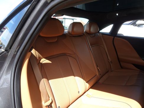 Used 2022 Lucid Air Grand Touring image 16