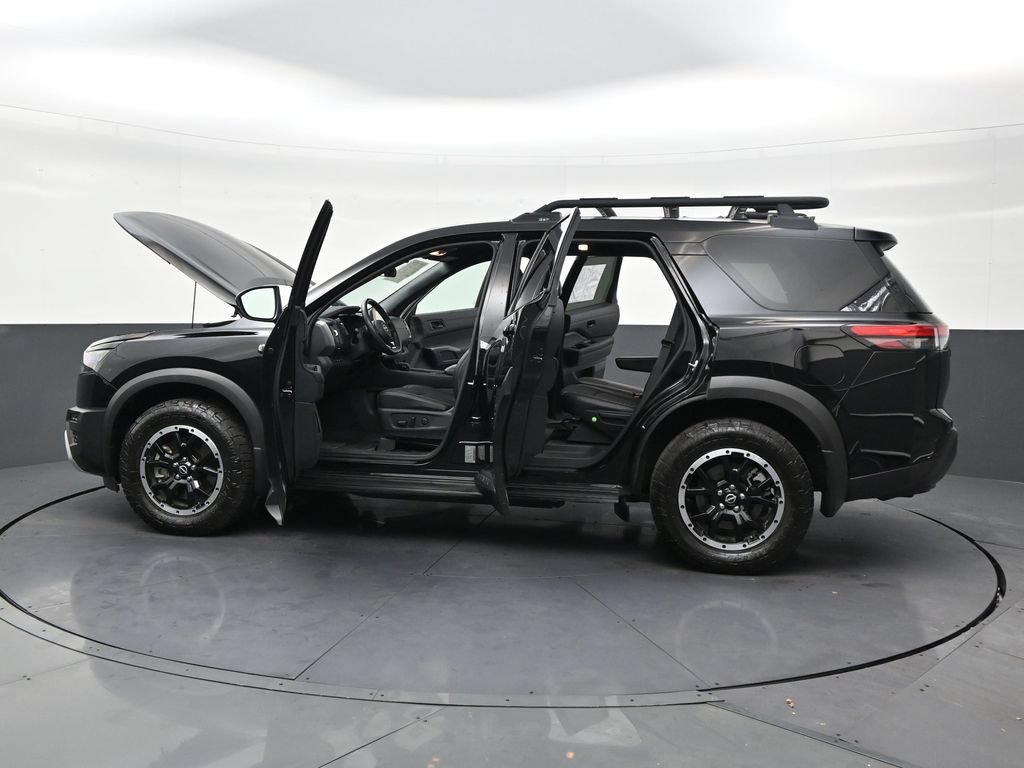 Used 2025 Nissan Pathfinder Rock Creek AWD/4WD image 31