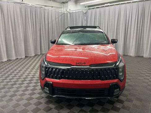 Certified 2026 Kia Sportage X-Line w/ X-Line Technology Package image 3