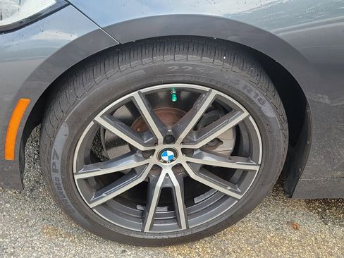 Used 2019 BMW 330i xDrive Sedan w/ Convenience Package AWD/4WD image 9