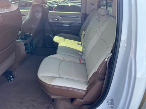 Used 2019 RAM 2500 Laramie AWD/4WD image 17