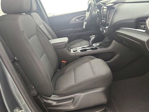 Certified 2023 Chevrolet Traverse LT image 64