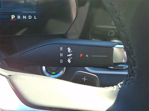 New 2026 Chevrolet Equinox LT w/ Convenience Package II image 12