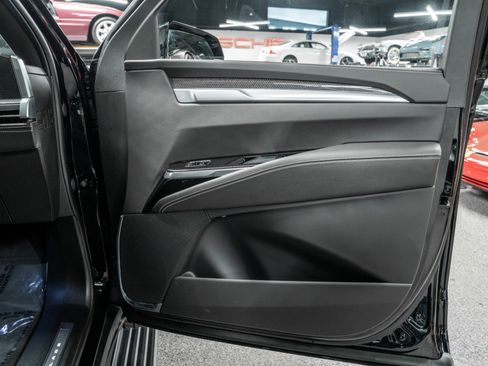 Used 2026 Cadillac Escalade V image 44