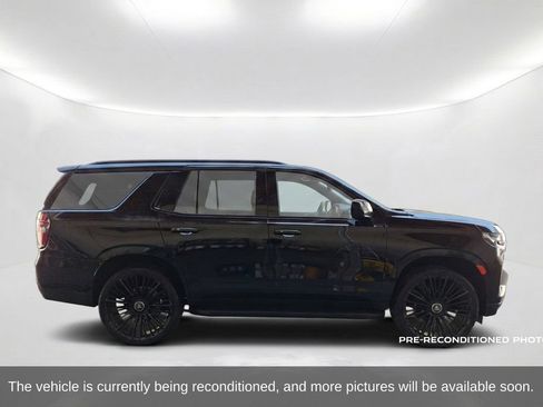 Used 2024 Chevrolet Tahoe LS RWD image 4